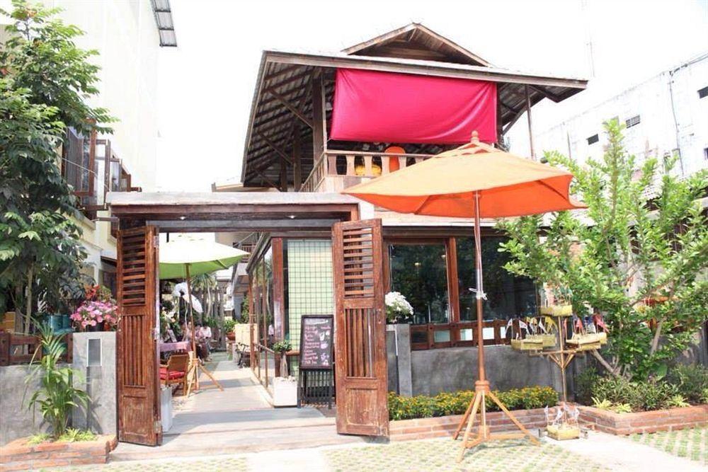Pj House Hotel 3*